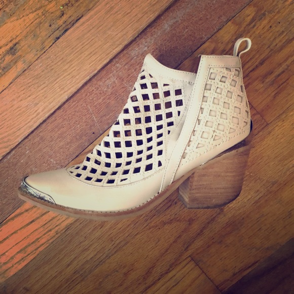Jeffery Campbell boots - Picture 1 of 2